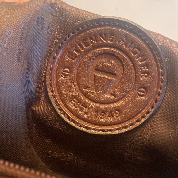 Etienne Aigner brown tan 90’s Y2K east west shoulder bag silver tone hardware - Picture 11 of 16